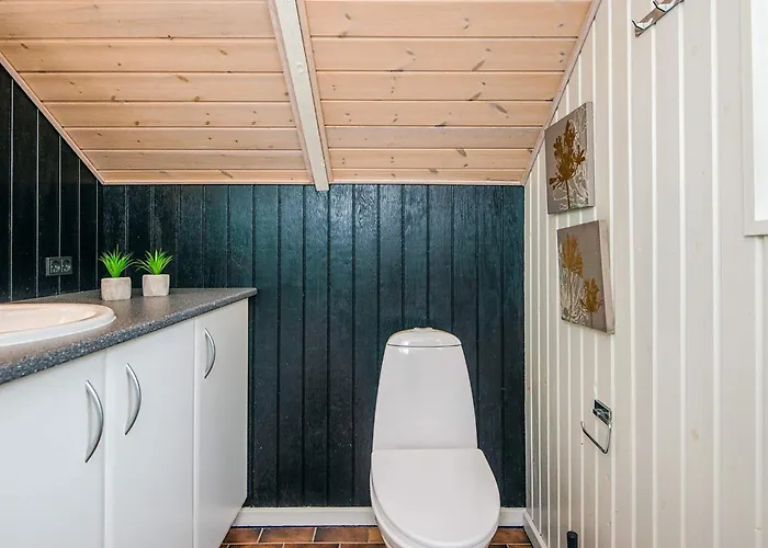 4 Person In Oksbol-by Traum *